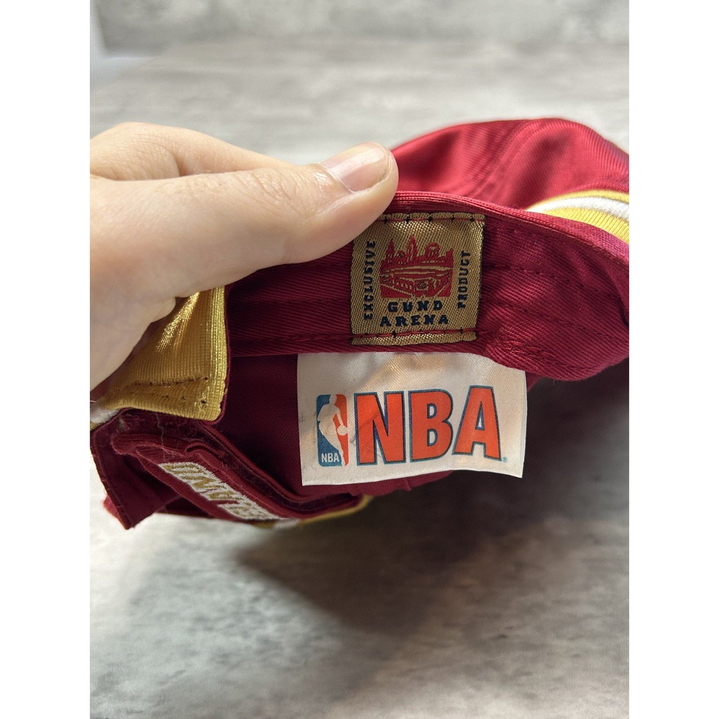 Vintage Cleveland Cavaliers NBA Embroidered Logo Basketball Strapback Hat OSFA