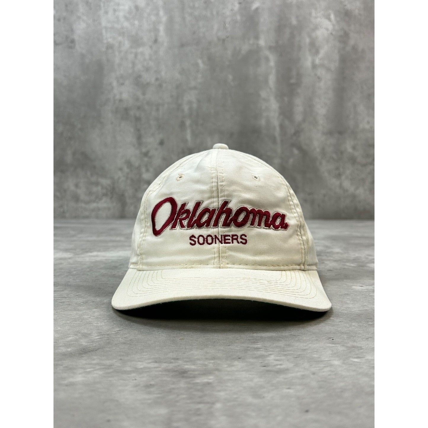 Vintage 90s Oklahoma Sooners NCAA Script Snapback Hat OSFA