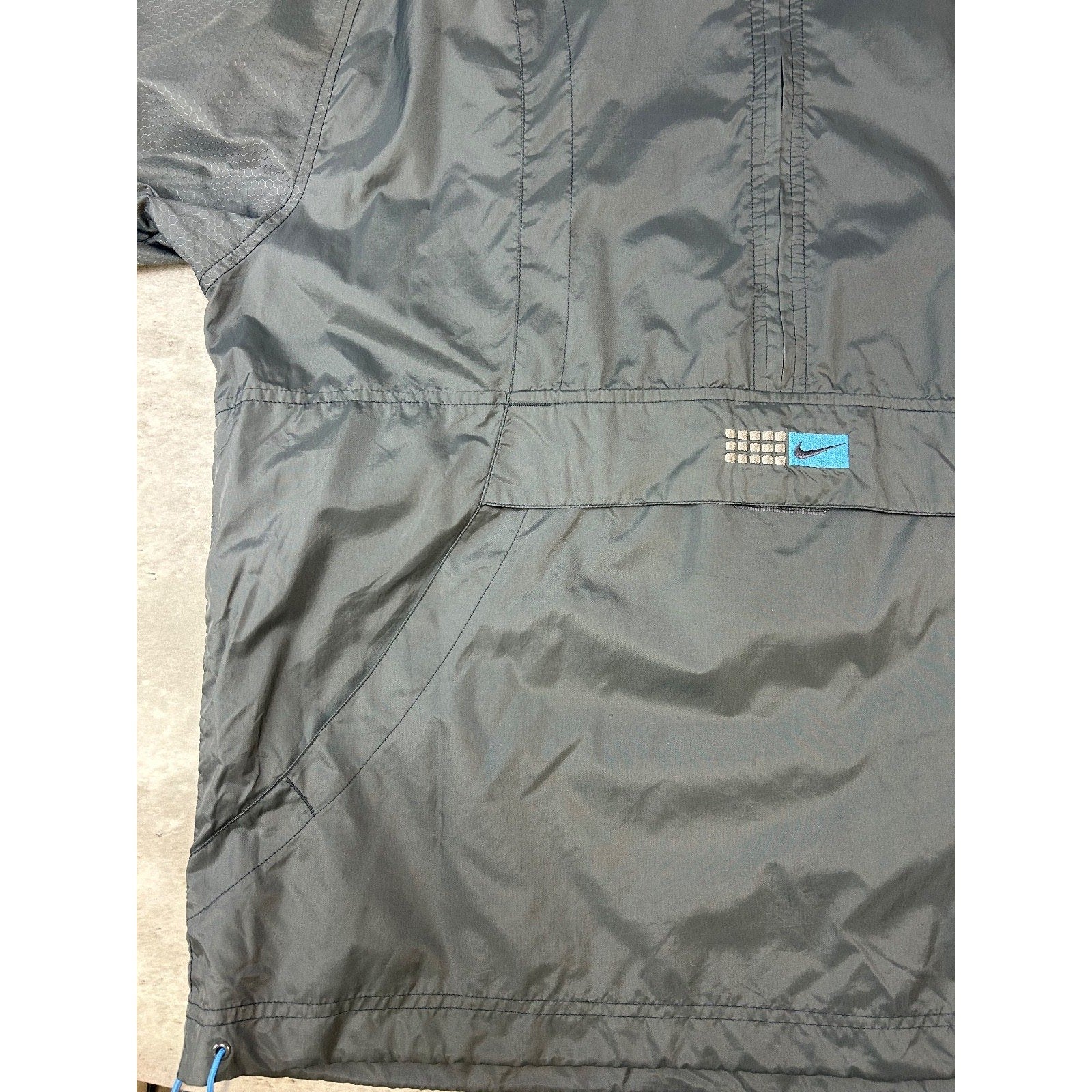 Vintage 2000s Nike Embroidered Swoosh Nylon 1/2 Zip WIndbreaker Jacket Sz Medium
