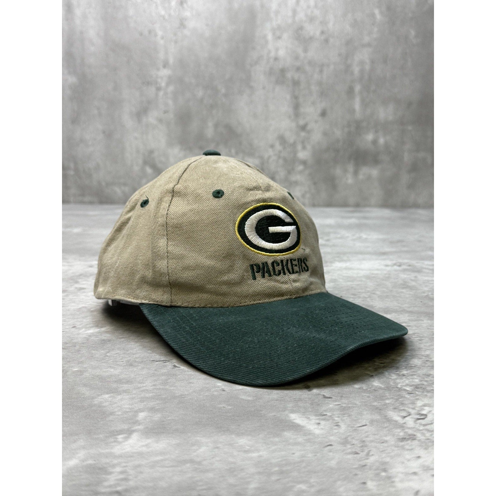 Vintage 90s Green Bay Packers NFL Embroidered Logo Football Snapback Hat OSFA