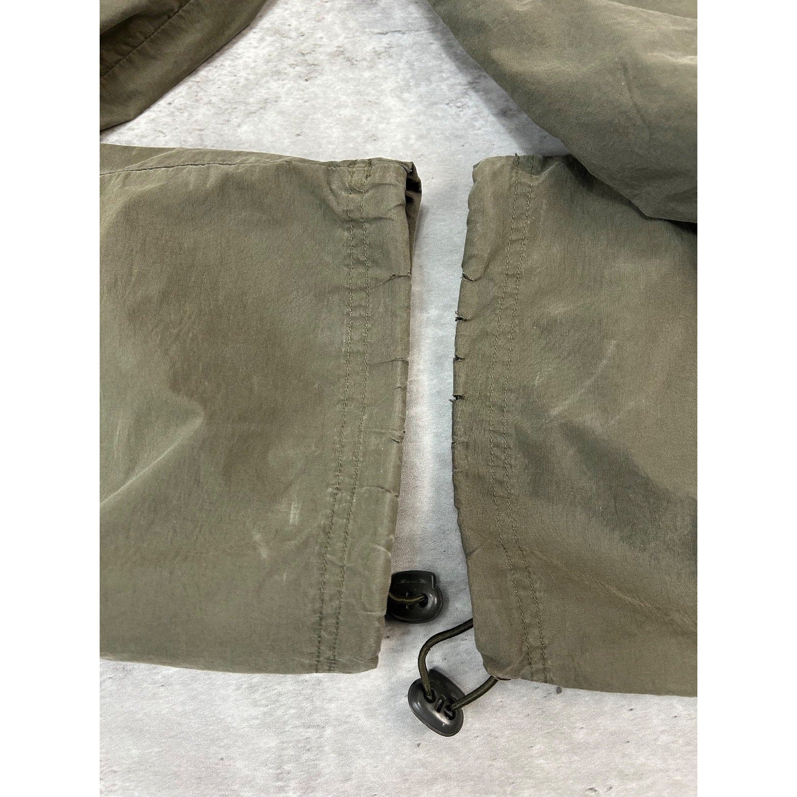 Vintage Y2K Carbon Nylon Utility Cargo Track Pants Size 29