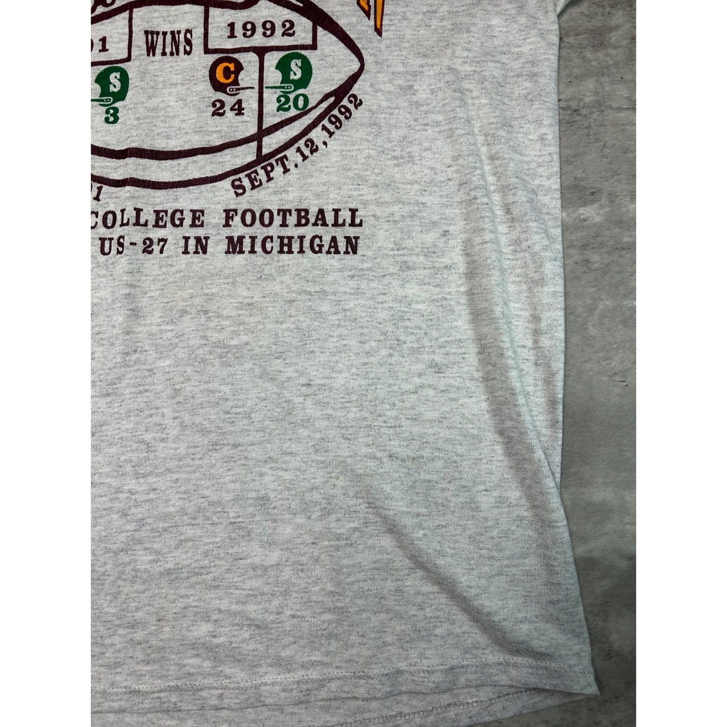 Vintage 1992 Central Michigan NCAA Back To Back Champs Football T-Shirt Size XL