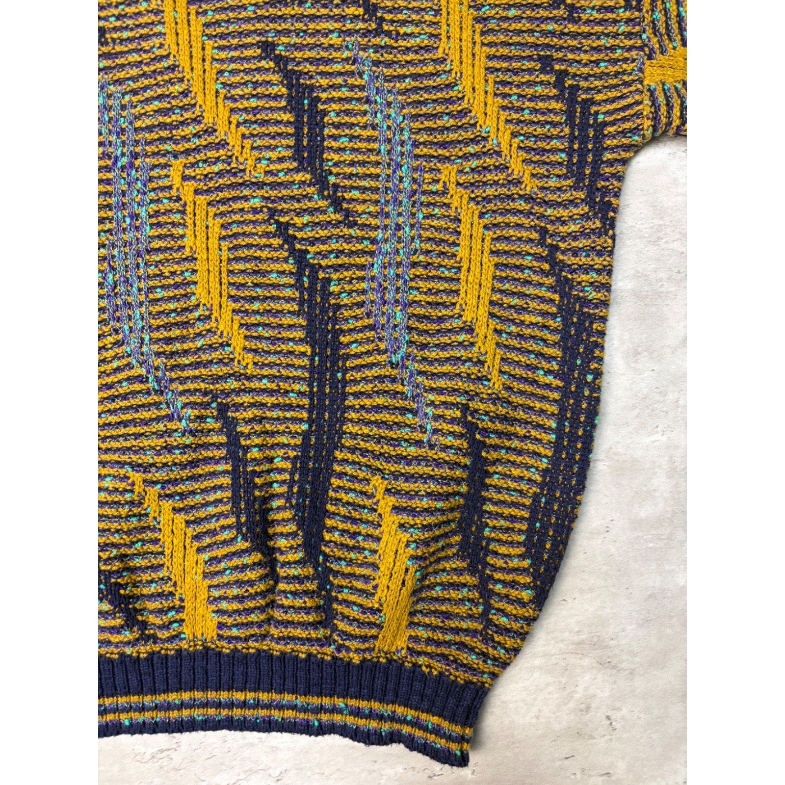 Vintage 90s Tony Stewart Abstract Striped Print Pullover Knit Sweater Size Large