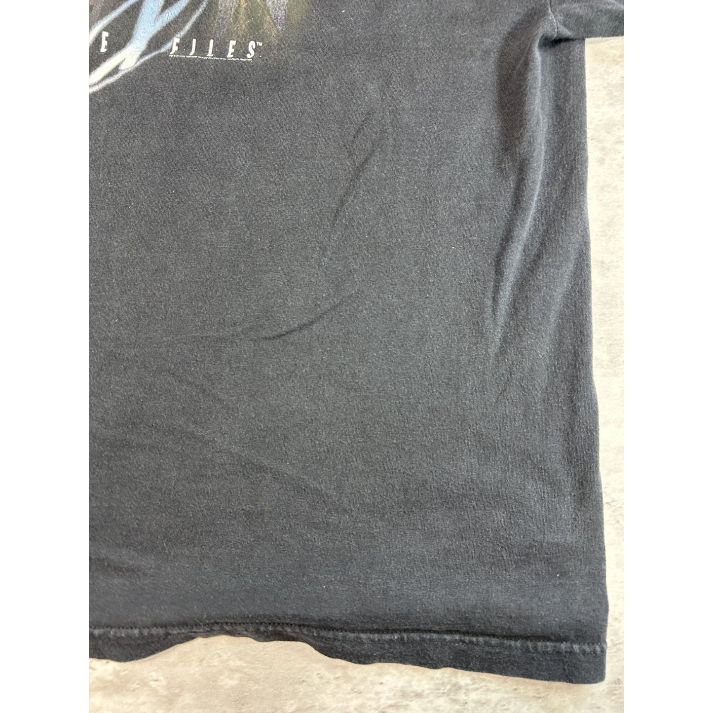 Vintage 1998 X-Files Embroidered TV Show Promo Graphic T-Shirt Size XL Black