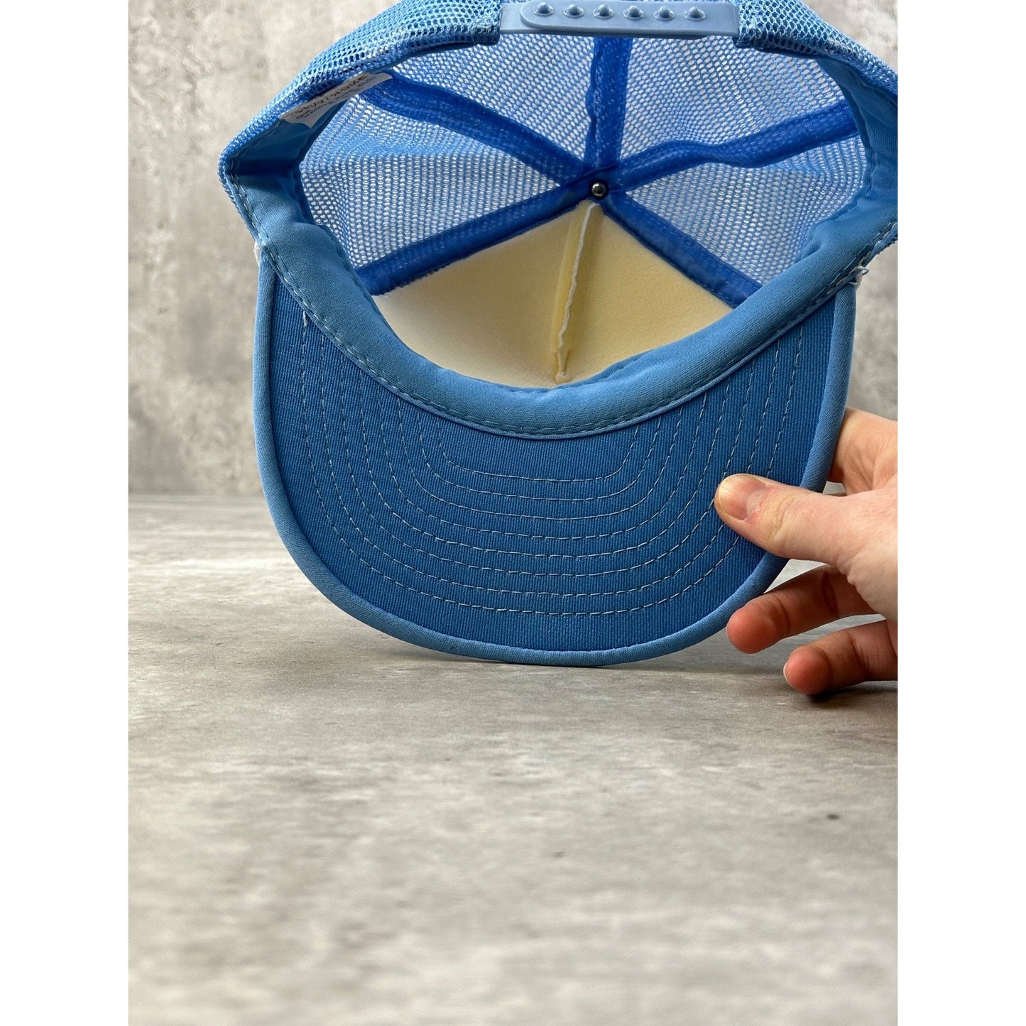 Vintage 80s/90s Blank Two Tone Trucker Snapback Hat OSFA