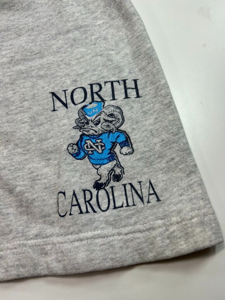 Vintage 90s UNC Tarheels NCAA Collegiate Graphic Logo Swear Shorts Size XL