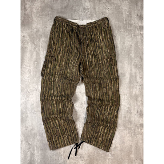 Vintage 90s Realtree Camo Utility Cargo Hunting Pants Size 38