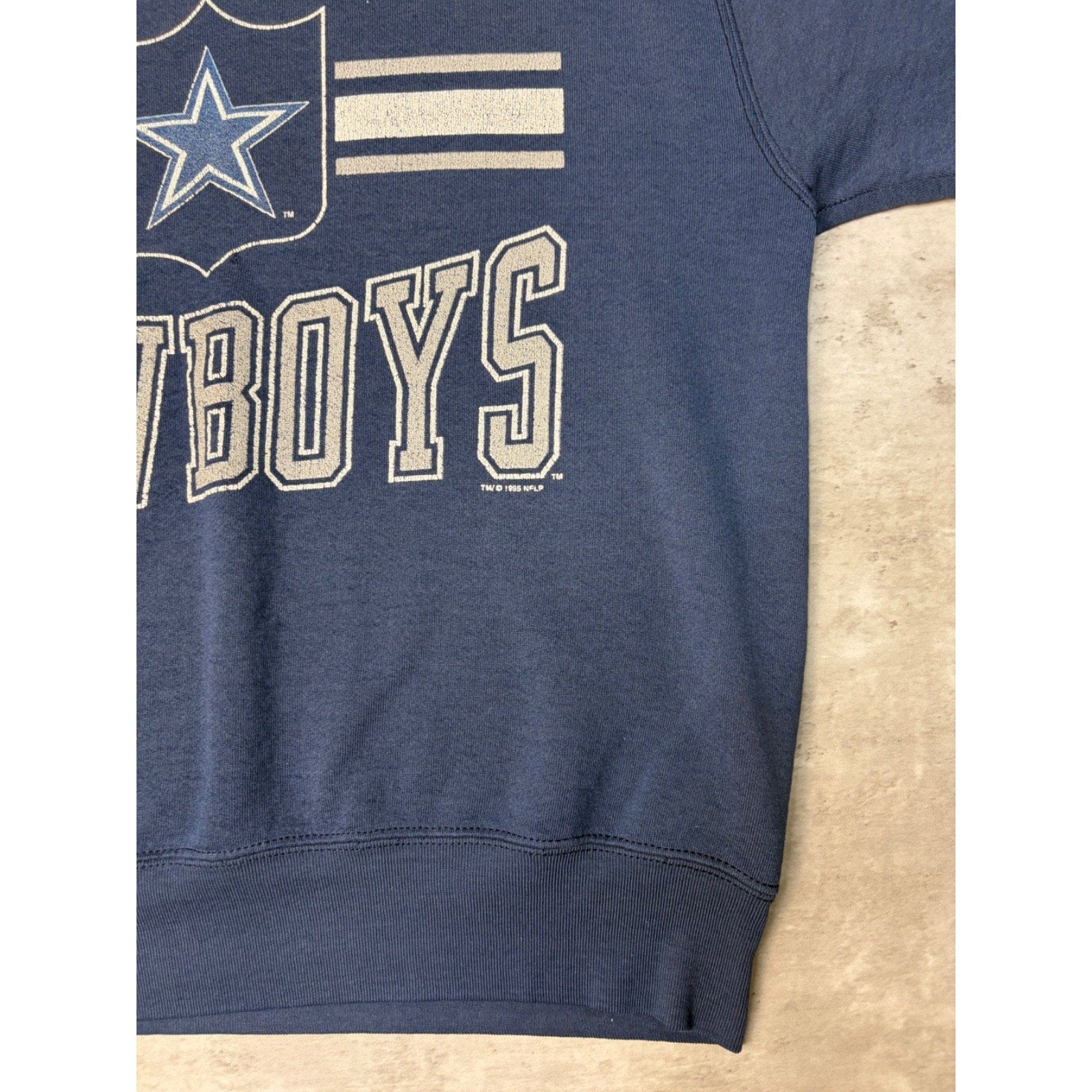 Vintage 1995 Dallas Cowboys NFL Big Graphic Spellout Sweatshirt Size XL