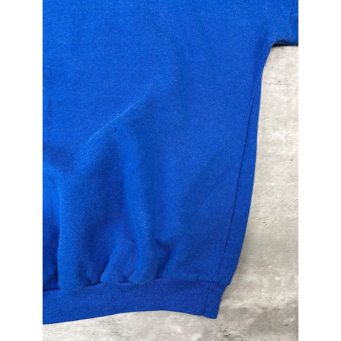 Vintage 80s/90s Universite Paris Collegiate Crest Graphic Sweatshirt Size Medium