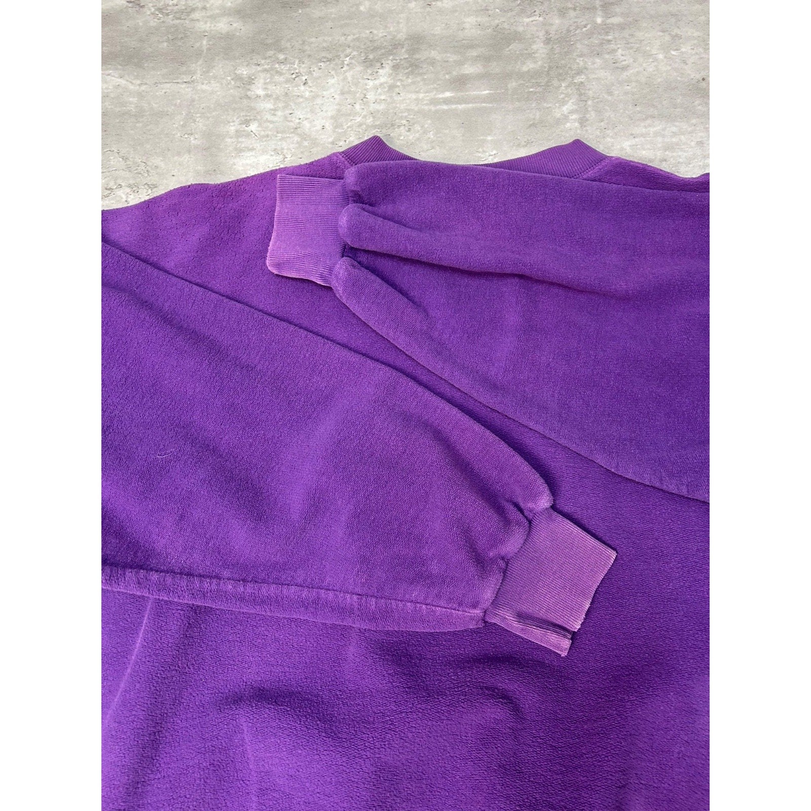 Vintage 90s University Of Western Embroidered Spellout Sweatshirt Size Medium