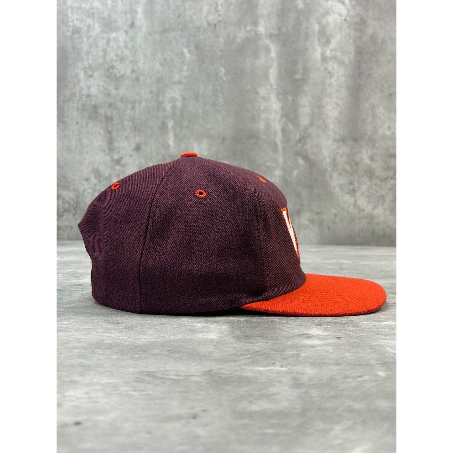 Vintage 90s Virginia Tech Hokies NCAA Embroidered Logo Snapback Hat OSFA