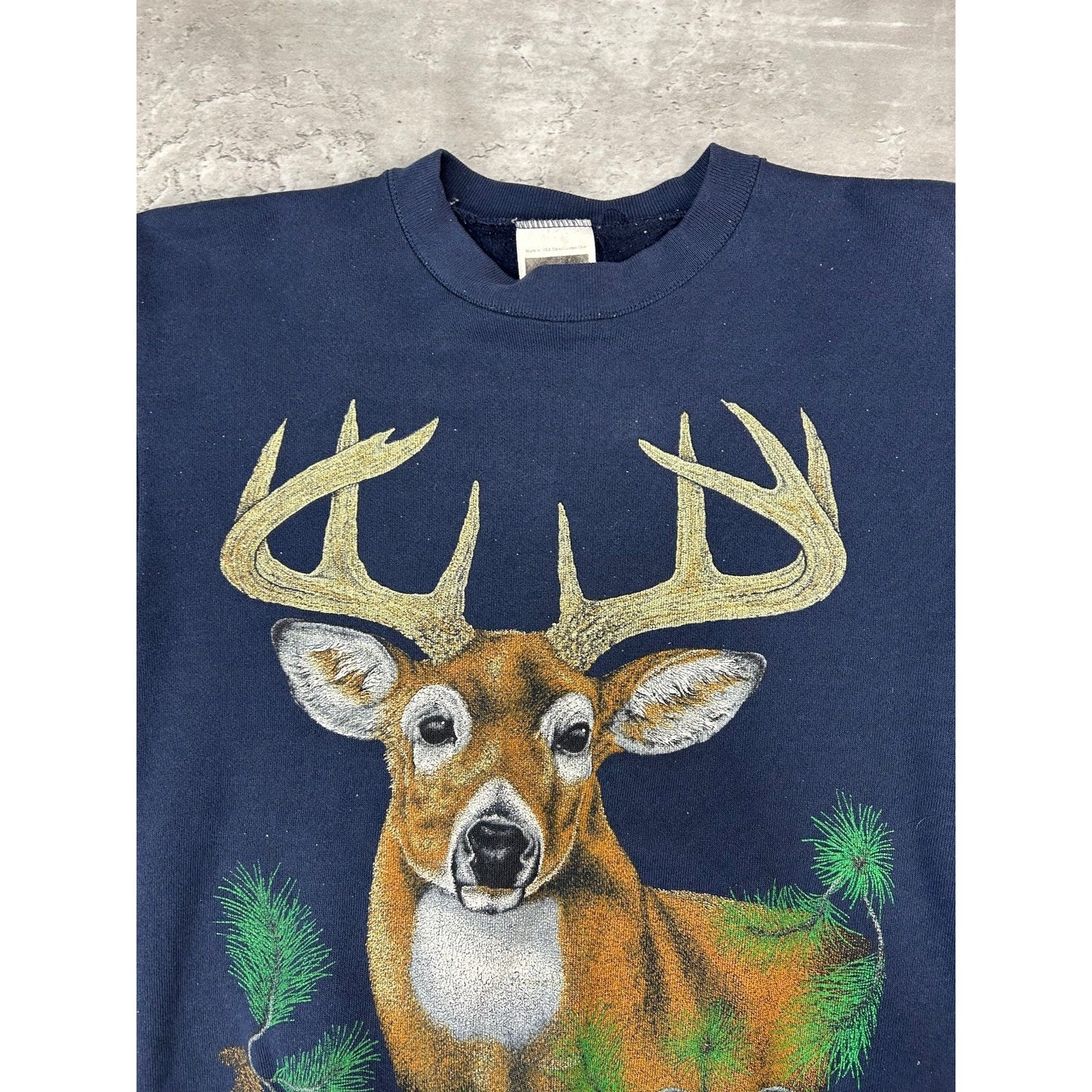 Vintage 90s White Tail Deer Nature Animal Graphic Sweatshirt Size Medium