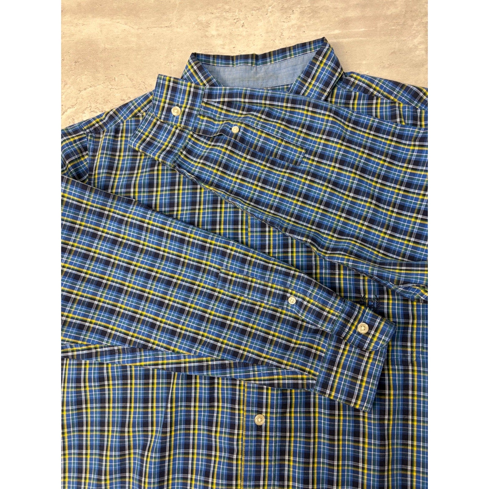 Vintage Chaps Embroidered Crest Plaid Cropped Button Up Shirt Size Large