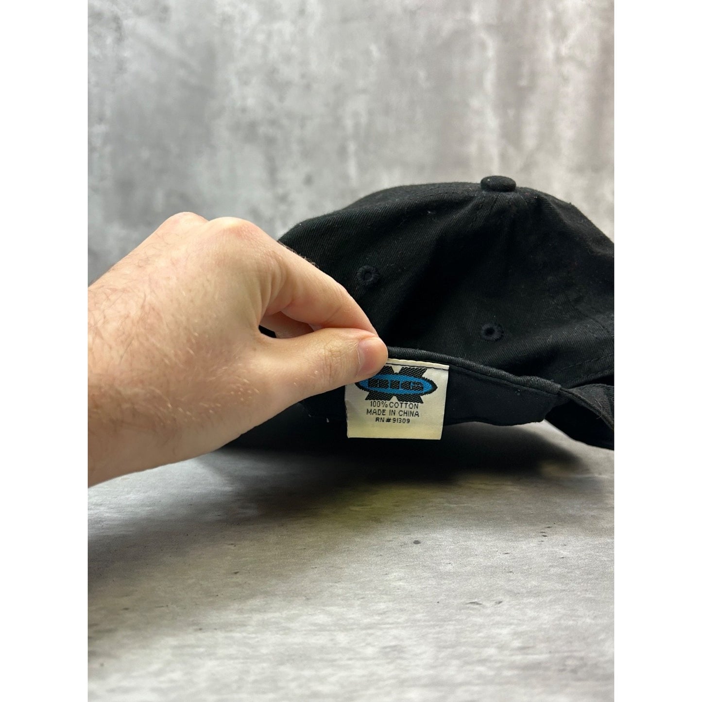 Vintage Mercedes Benz Embroidered Logo Car Strapback Hat OSFA Black