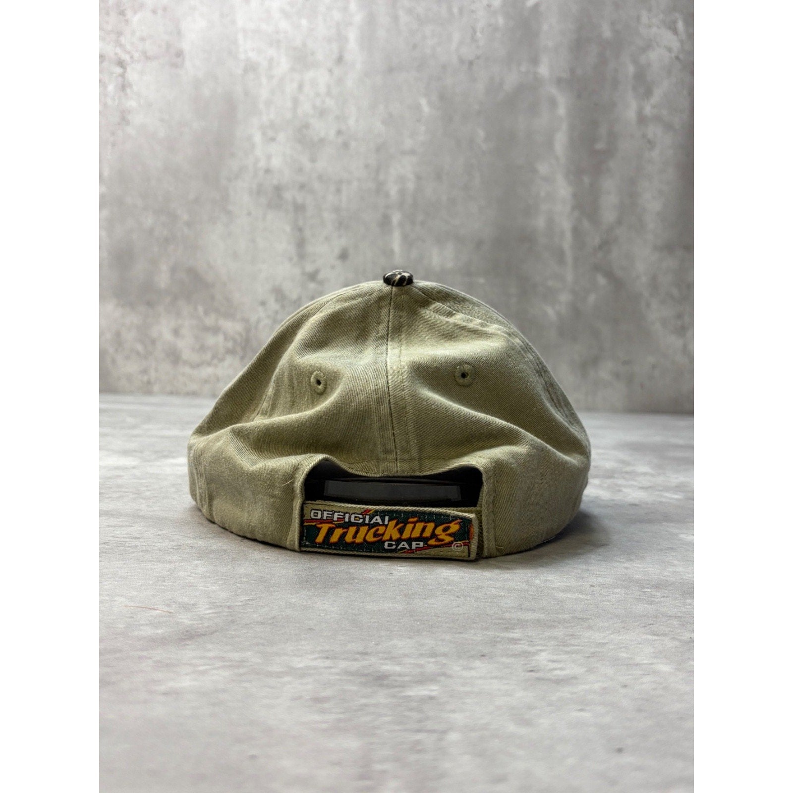 Vintage Big Rigs & Beer Embroidered Logo Bottle Opener Camo Strapback Hat OSFA