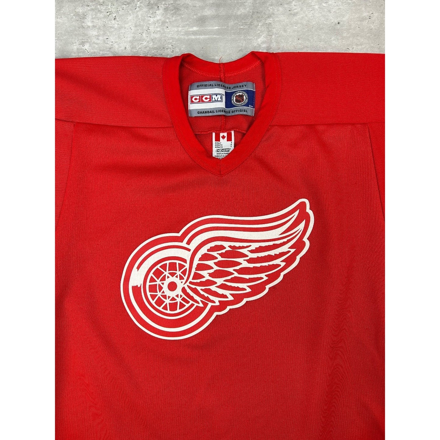 Vintage Detroit Red Wings NHL Stitched CCM Hockey Jersey Size Small Red