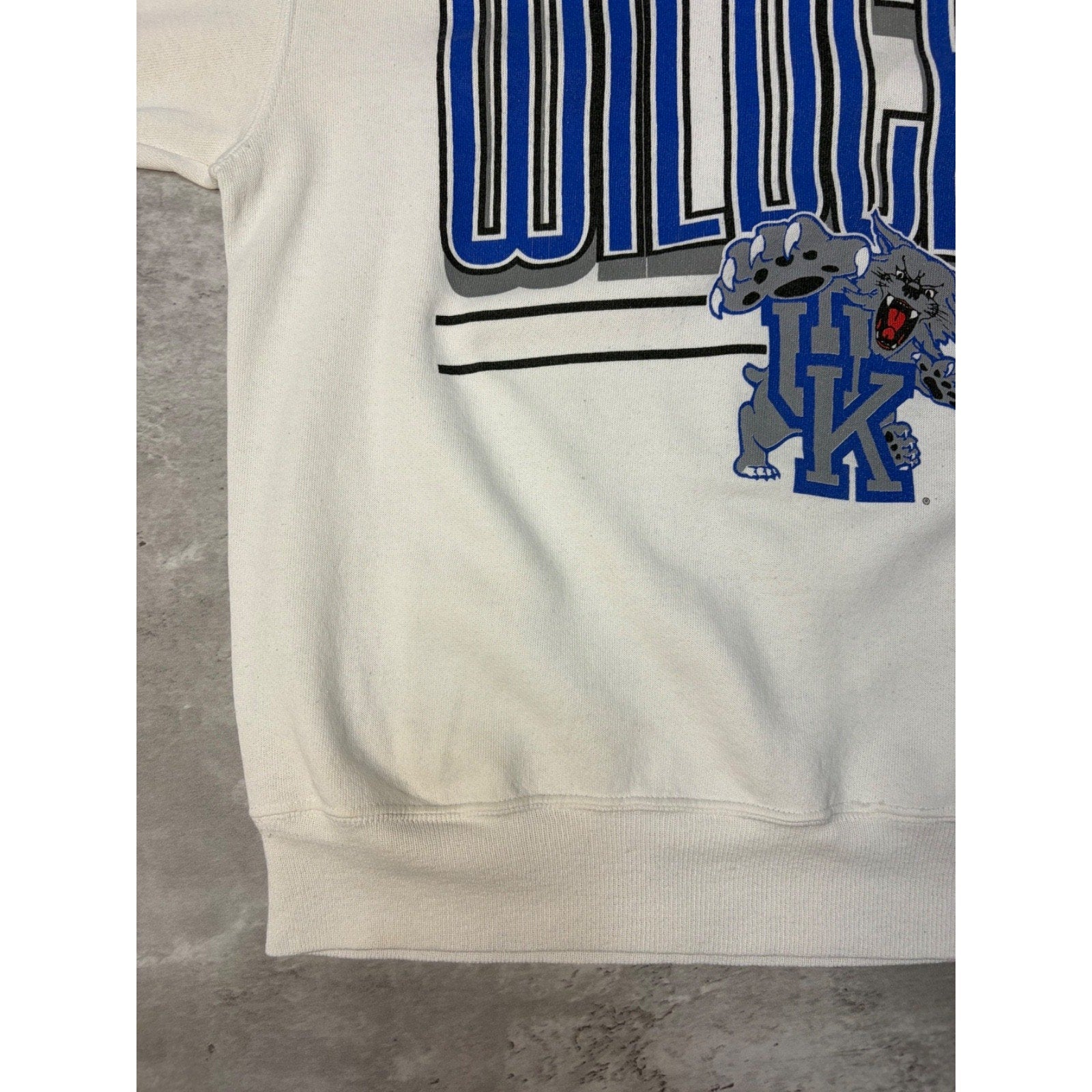 Vintage 90s Kentucky Wildcats NCAA Collegiate Spellout Sweatshirt Size Large