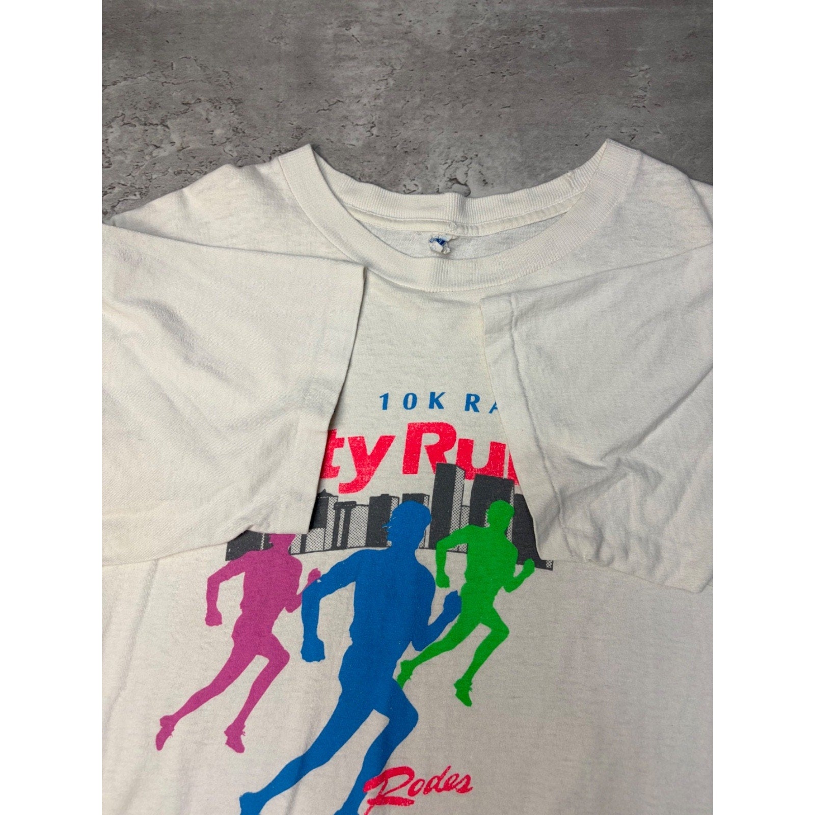 Vintage 1992 10k City Run Rodes Marathon Graphic T-Shirt Size Large