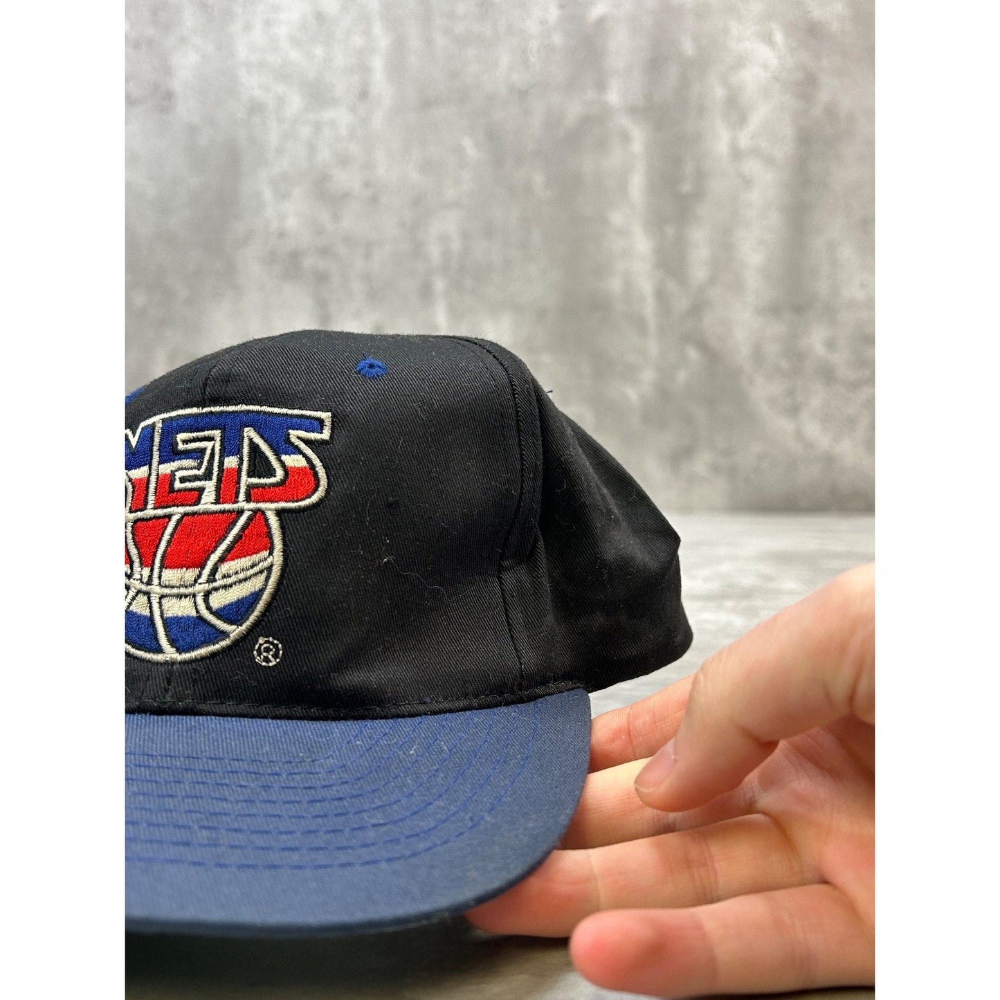 Vintage 90s Brooklyn Nets NBA Embroidered Logo Basketball Snapback Hat OSFA