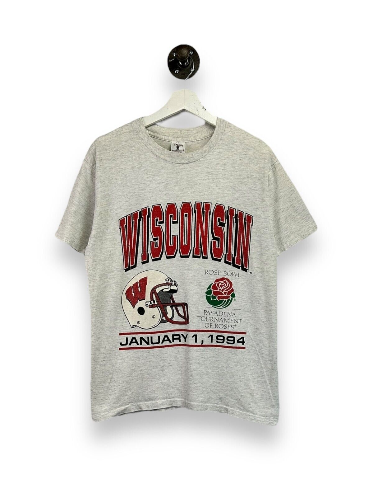 Vintage 1996 Wisconsin Badgers NCAA Rose Bowl Graphic T-Shirt Size Medium Gray