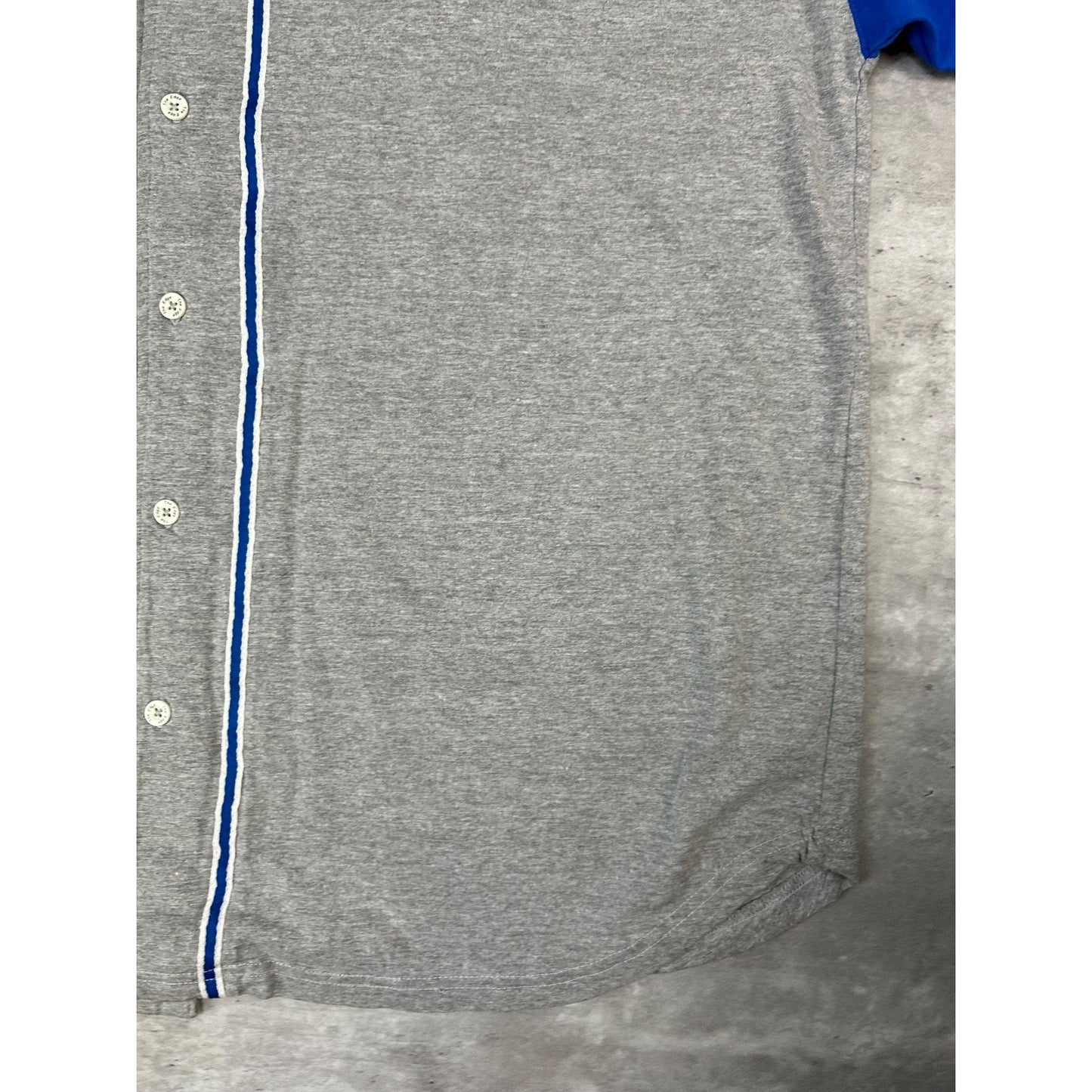 Vintage Detroit Lions NFL Embroidered Two Tone Baseball Jersey Size XL