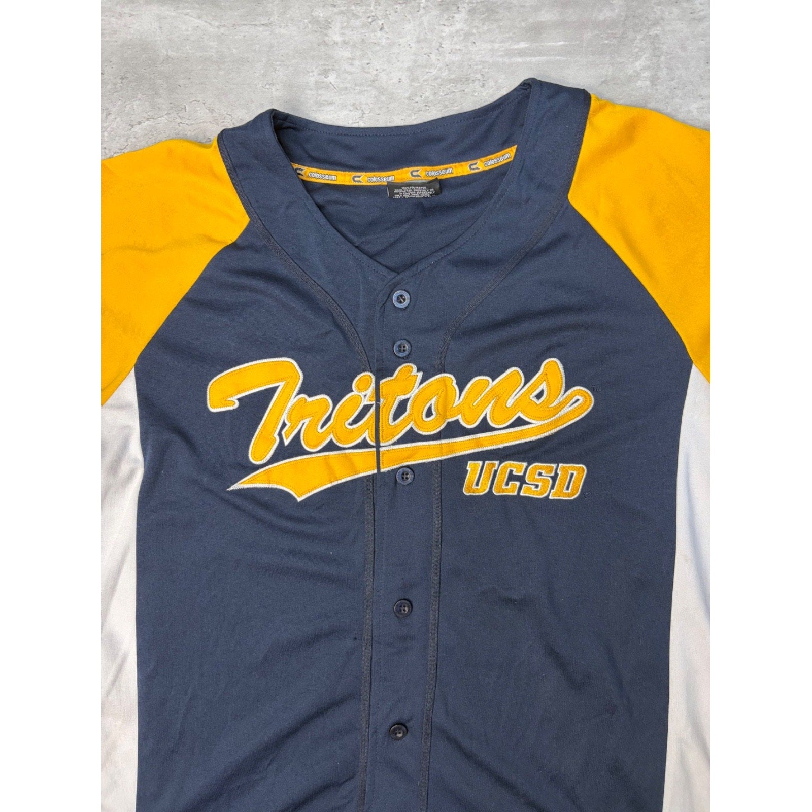 Vintage UCSD Tritons NCAA Script Spellout Baseball Jersey Size Medium