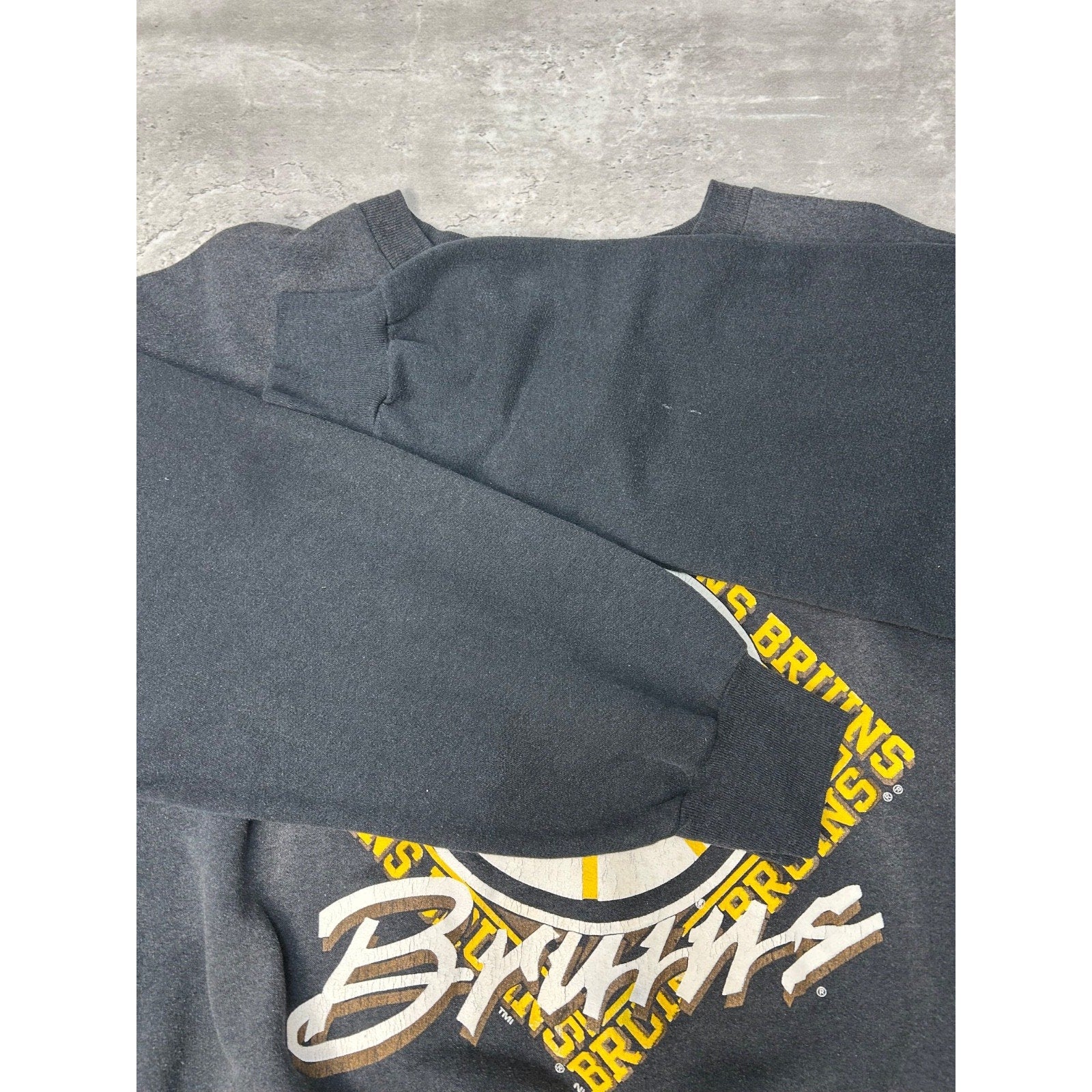 Vintage 90s Boston Bruins NHL Big Graphic Hockey Sweatshirt Size XL