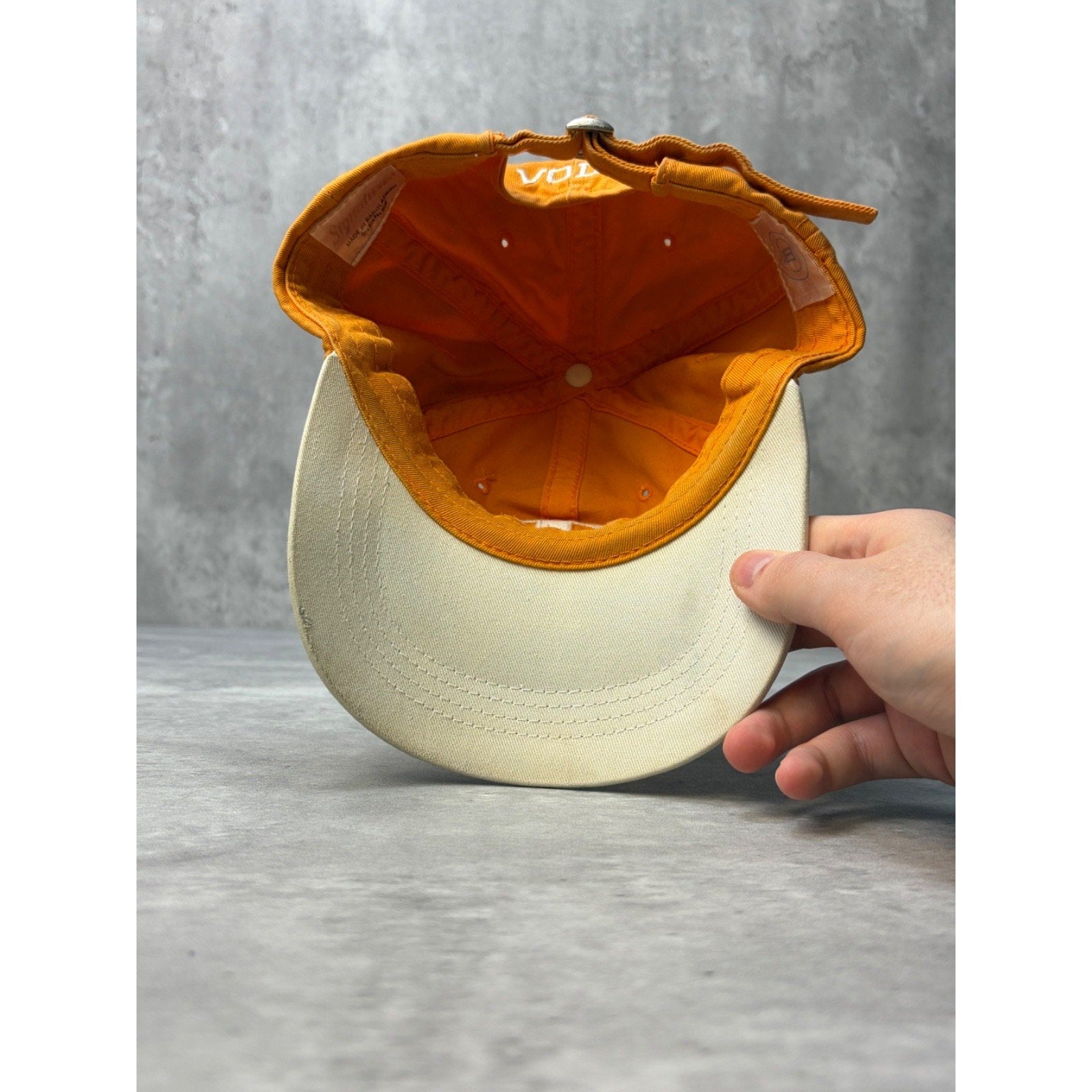 Vintage Tennessee Volunteers NCAA Embroidered Logo Strapback Hat OSFA