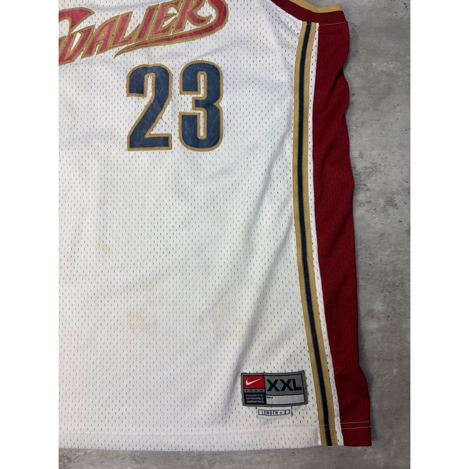 Vintage Lebron James #23 Cleveland Cavaliers NBA Nike Basketball Jersey Size 2XL