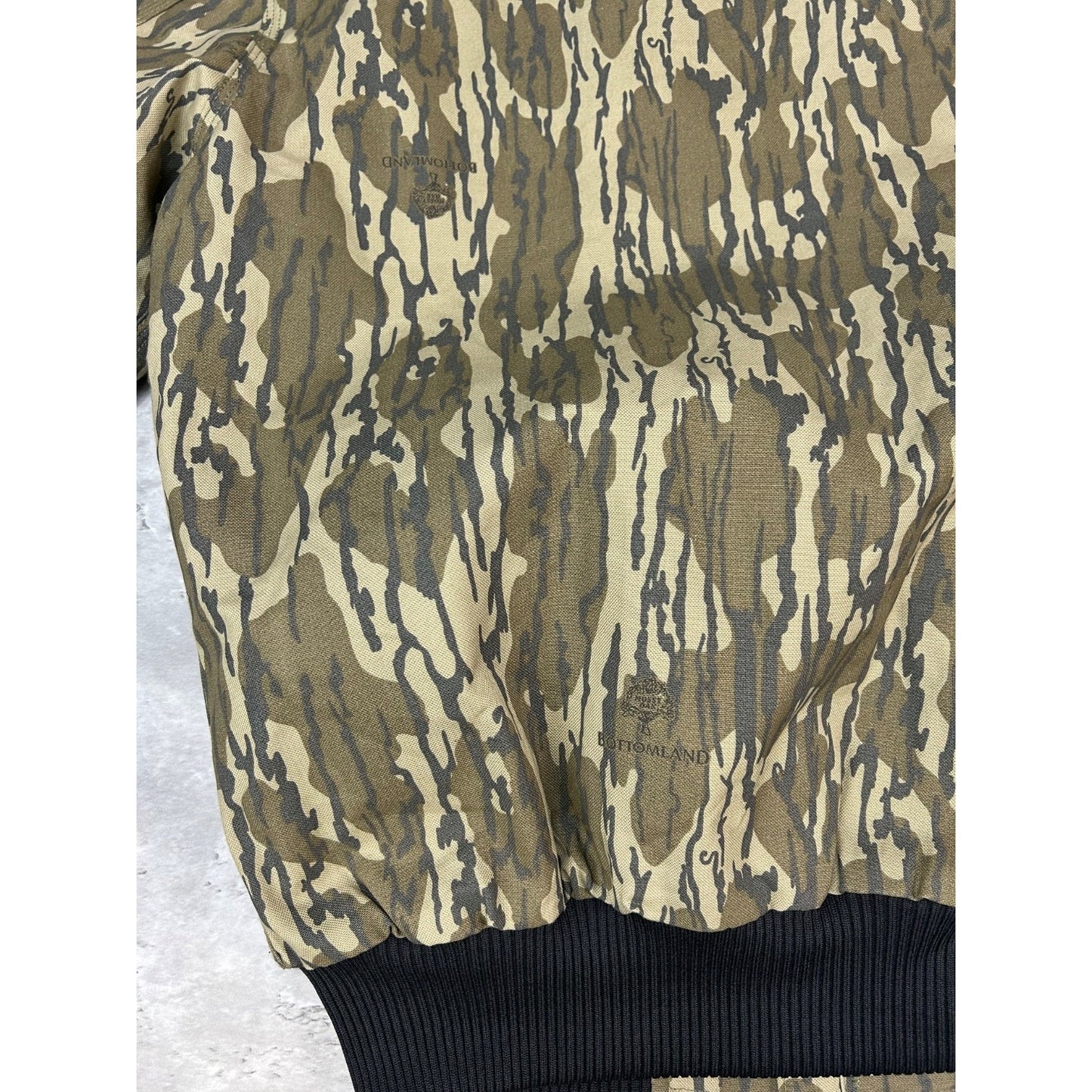 Carhartt Canvas Workwear Mossy Oak Bottomland Hooded Bomber Jacket Size Medium