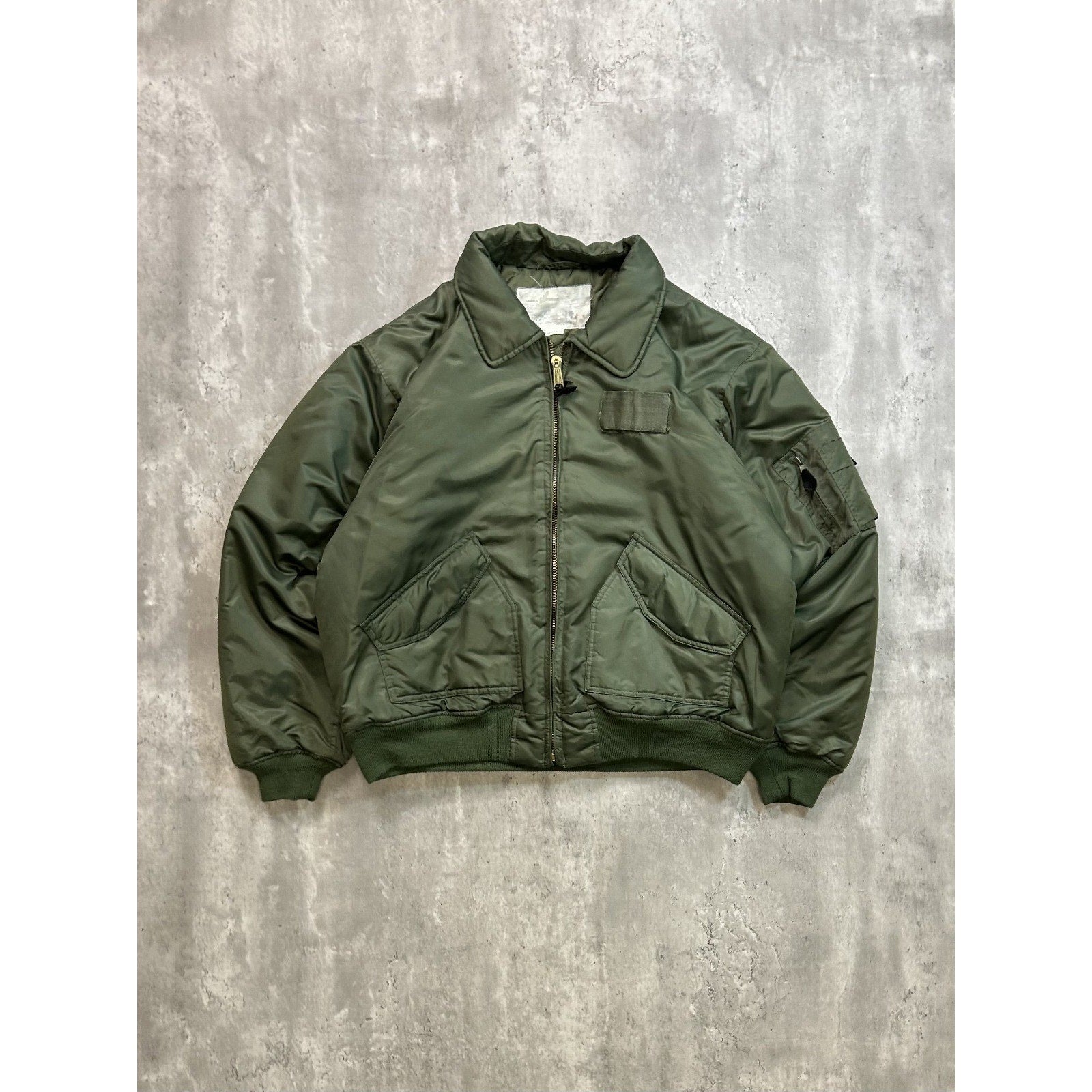 Vintage 80s/90s US Military Insulated Full Zip Pilots Bomber Jacket Size XL