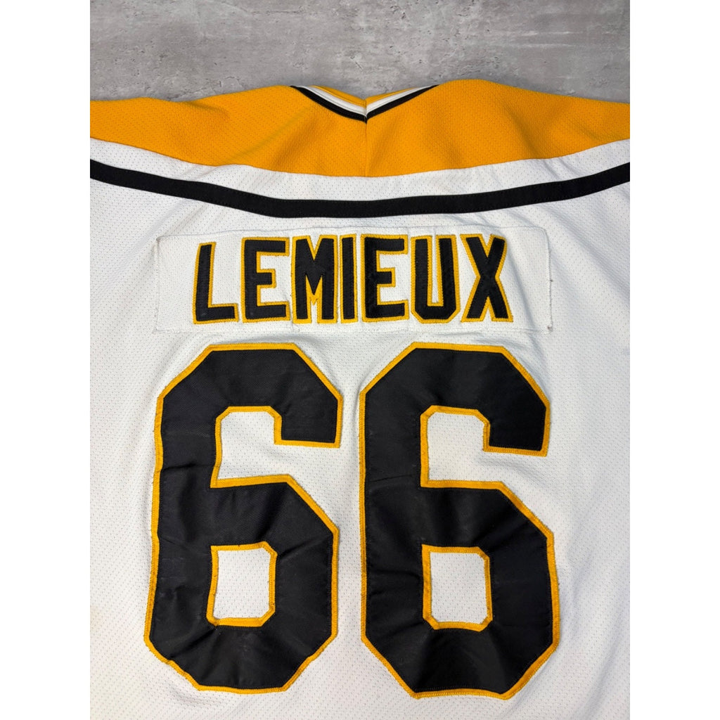 Vintage 90s Mario Lemieux #66 Pittsburgh Penguins NHL CCM Maska Jersey Size 2XL