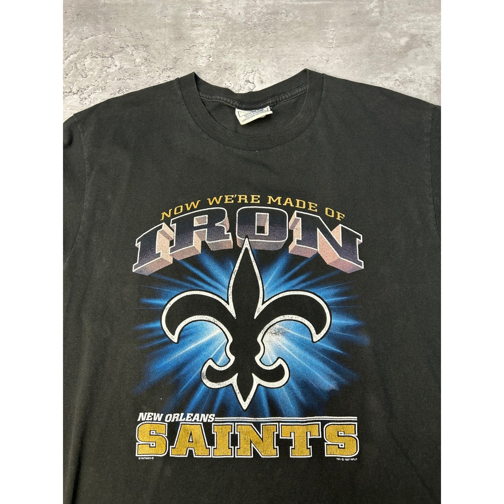 1997 New Orleans Saints NFL Made Of Iron Football Graphic T-Shirt Size Large
