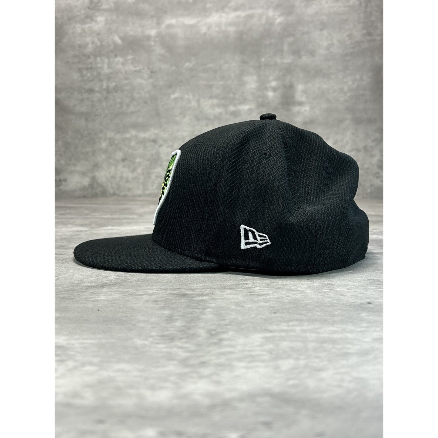 MiLB Embroidered Logo Baseball Fitted Hat Size 7 1/2 Black