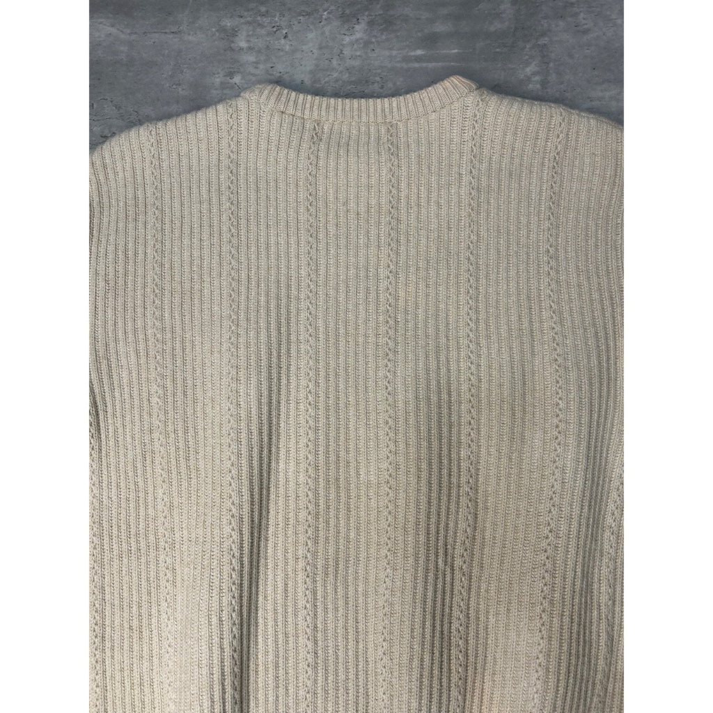 Vintage Chaps Embroidered Crest Cable Knit Style Sweater Size Small