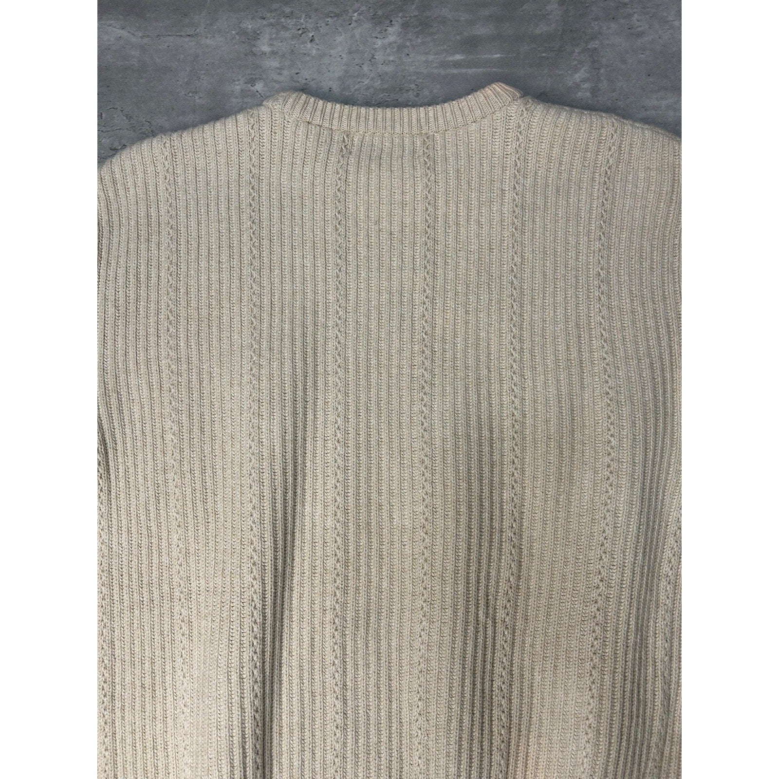 Vintage Chaps Embroidered Crest Cable Knit Style Sweater Size Small