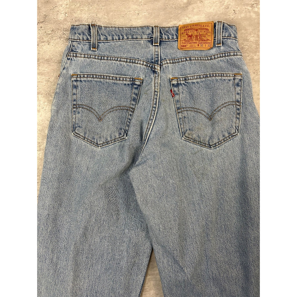 Vintage 90s Levis 560 Red Tab Loose Fit Light Wash Denim Pants Size 31 Blue
