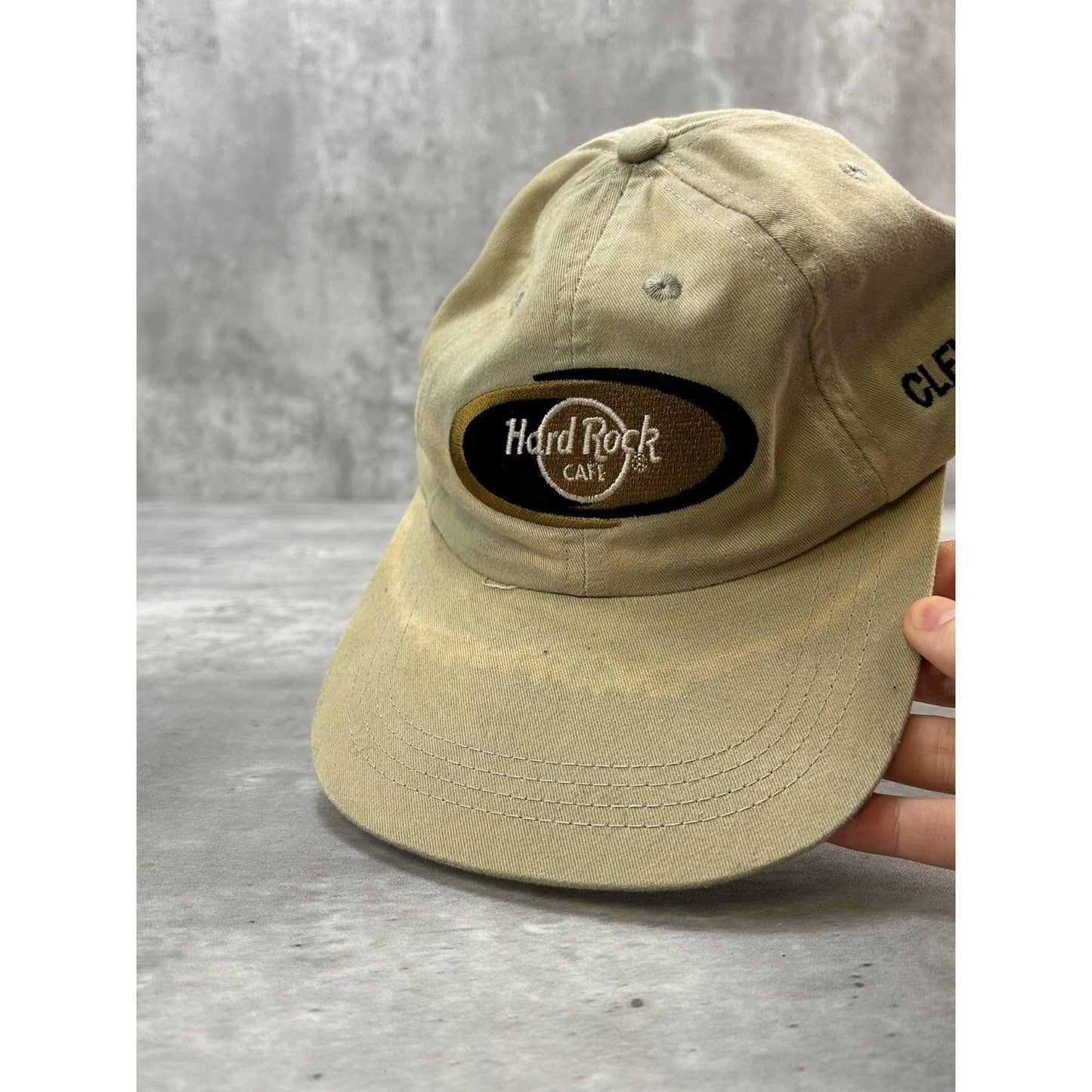 Vintage 90s Hard Rock Cafe Embroidered Logo Strapback Hat OSFA Beige