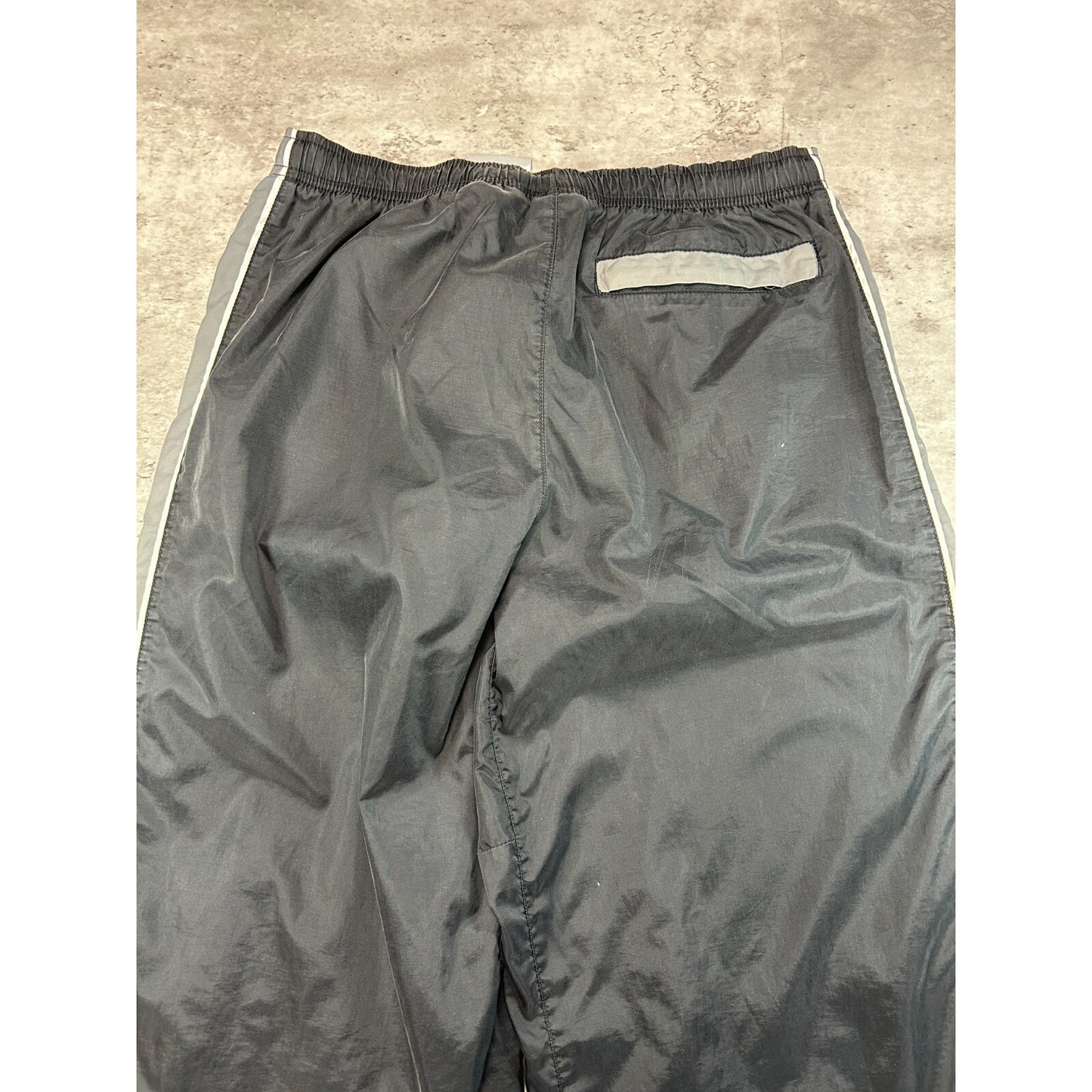Vintage 2000s Nike Embroidered Swoosh Nylon Track Pants Size Small Black