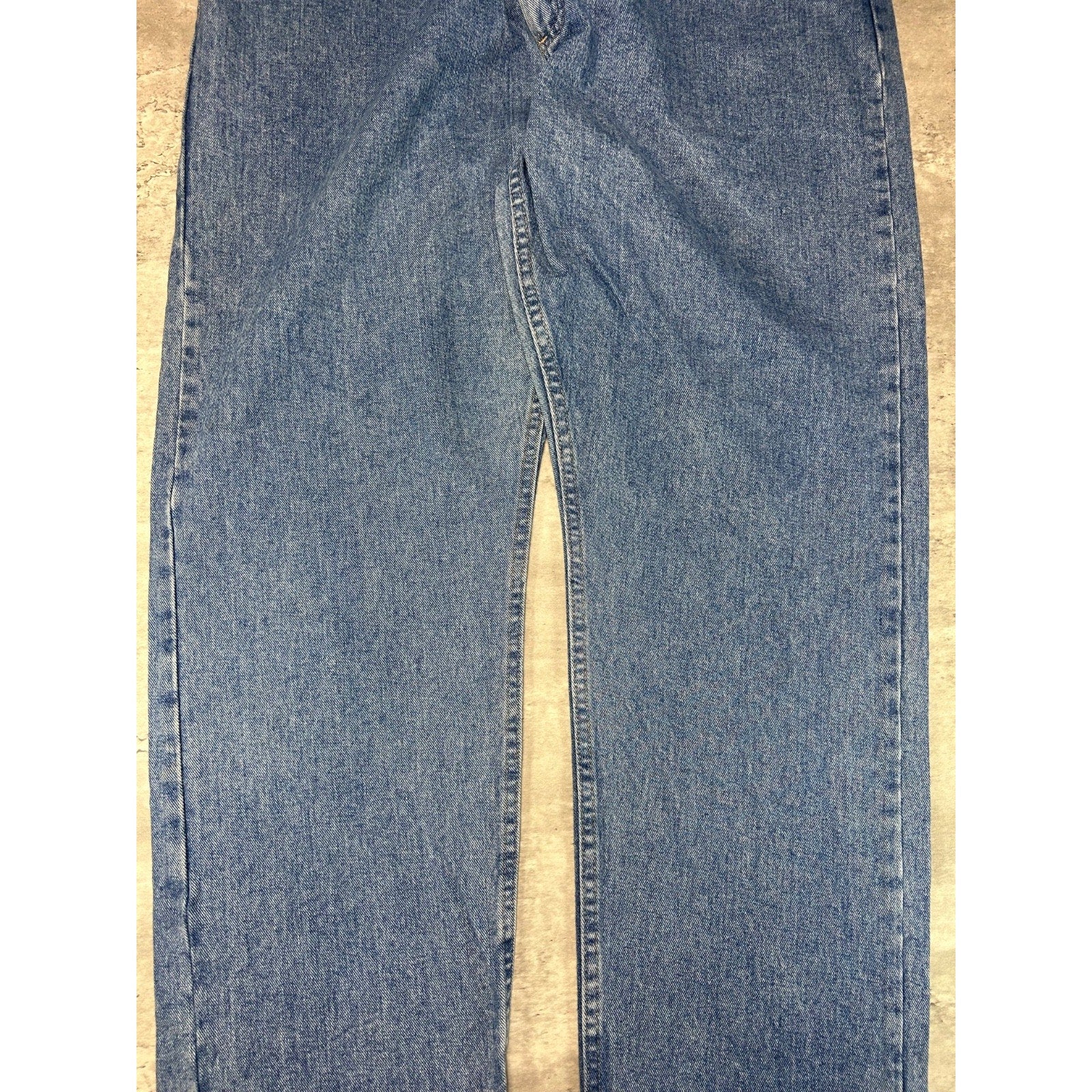 Vintage Wrangler Authentic Jeans Medium Wash Denim Pants Size 42