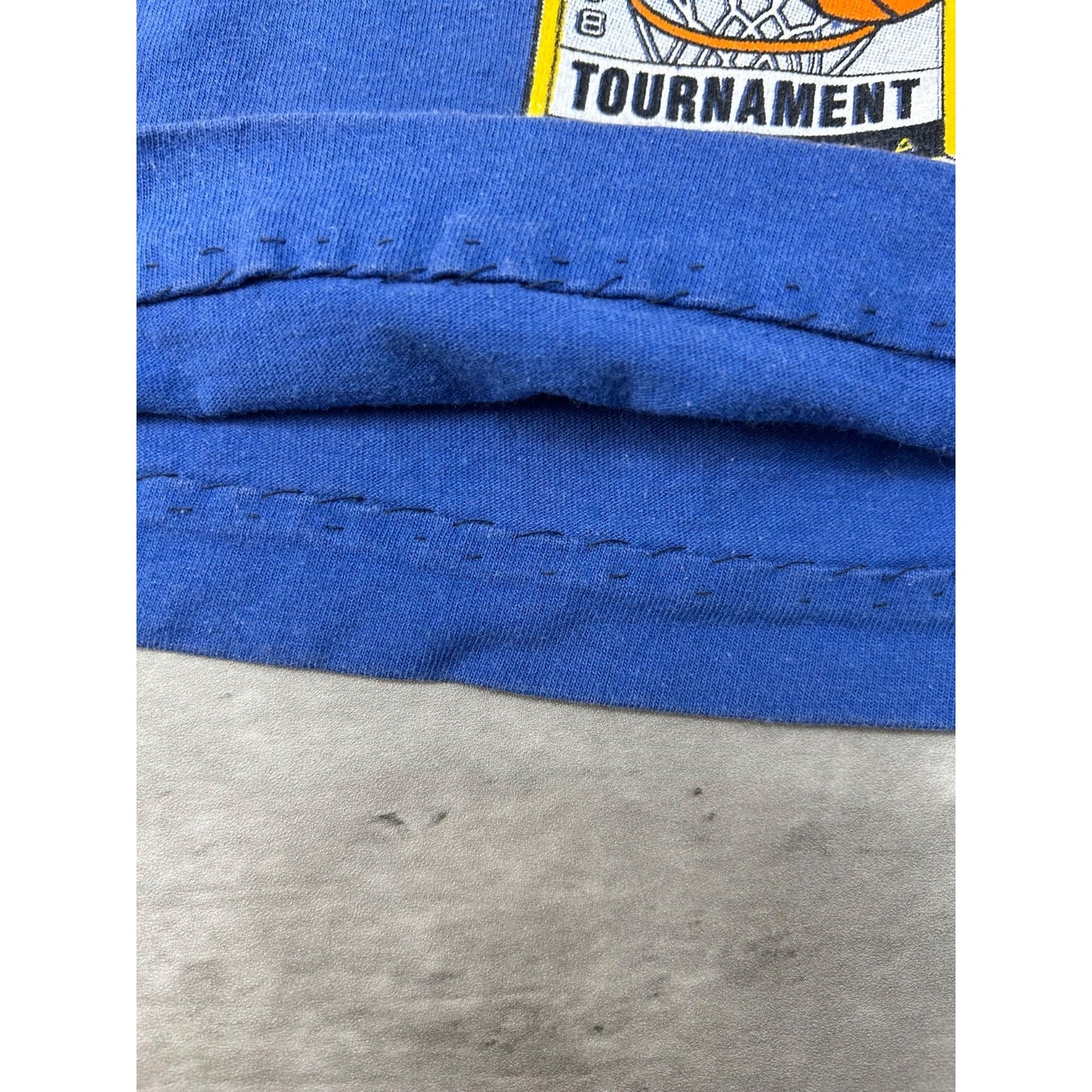 Vintage 1996 Kentucky Wildcats NCAA Basketball Champs Cropped T-Shirt Sz Medium