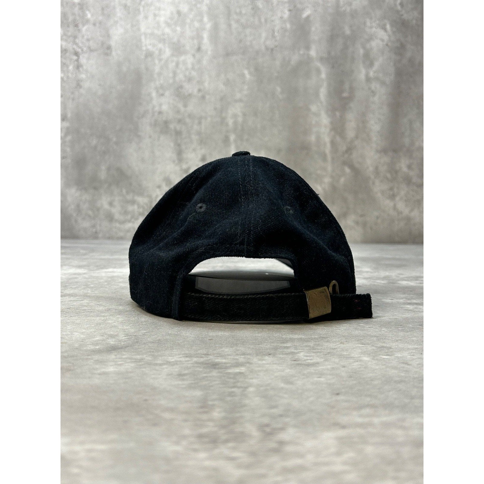 Vintage John Deere Embroidered Spellout Black Strapback Hat OSFA