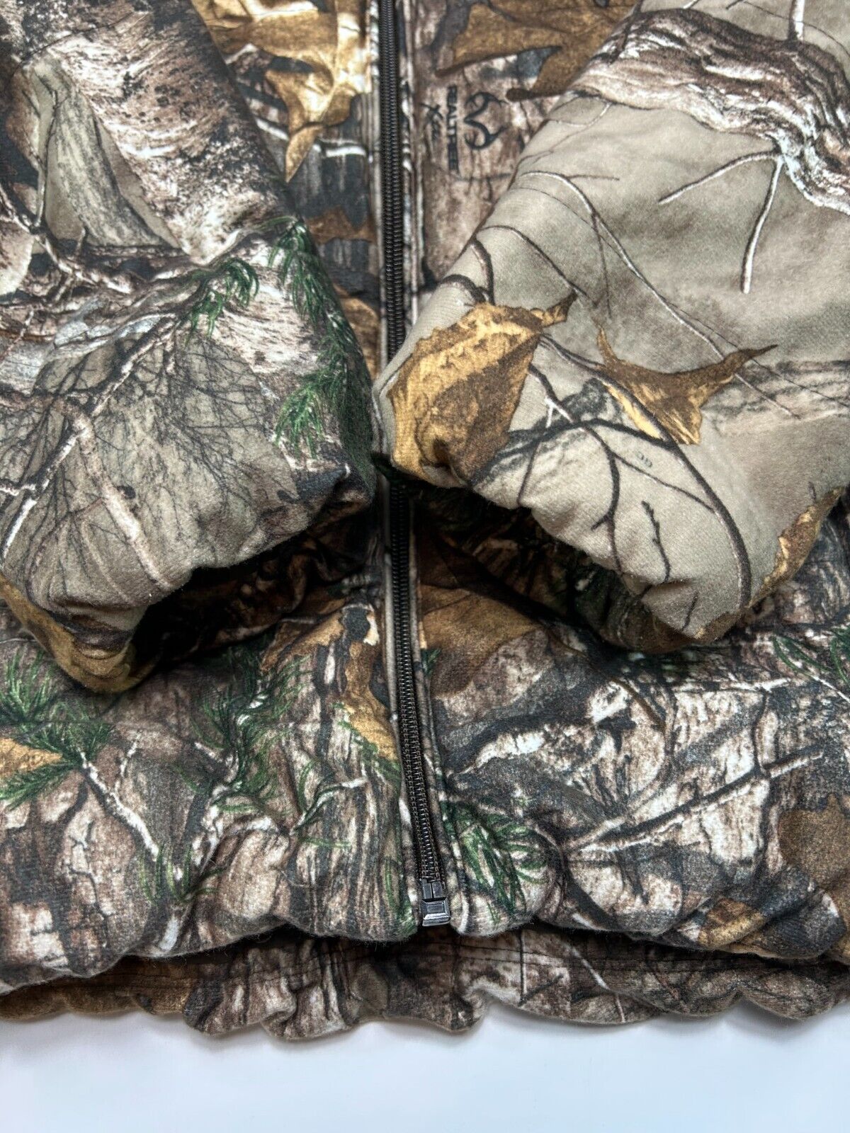 Real Tree Xtra Insulated Hooded Full Zip Camo Hunting Jacket Size Large