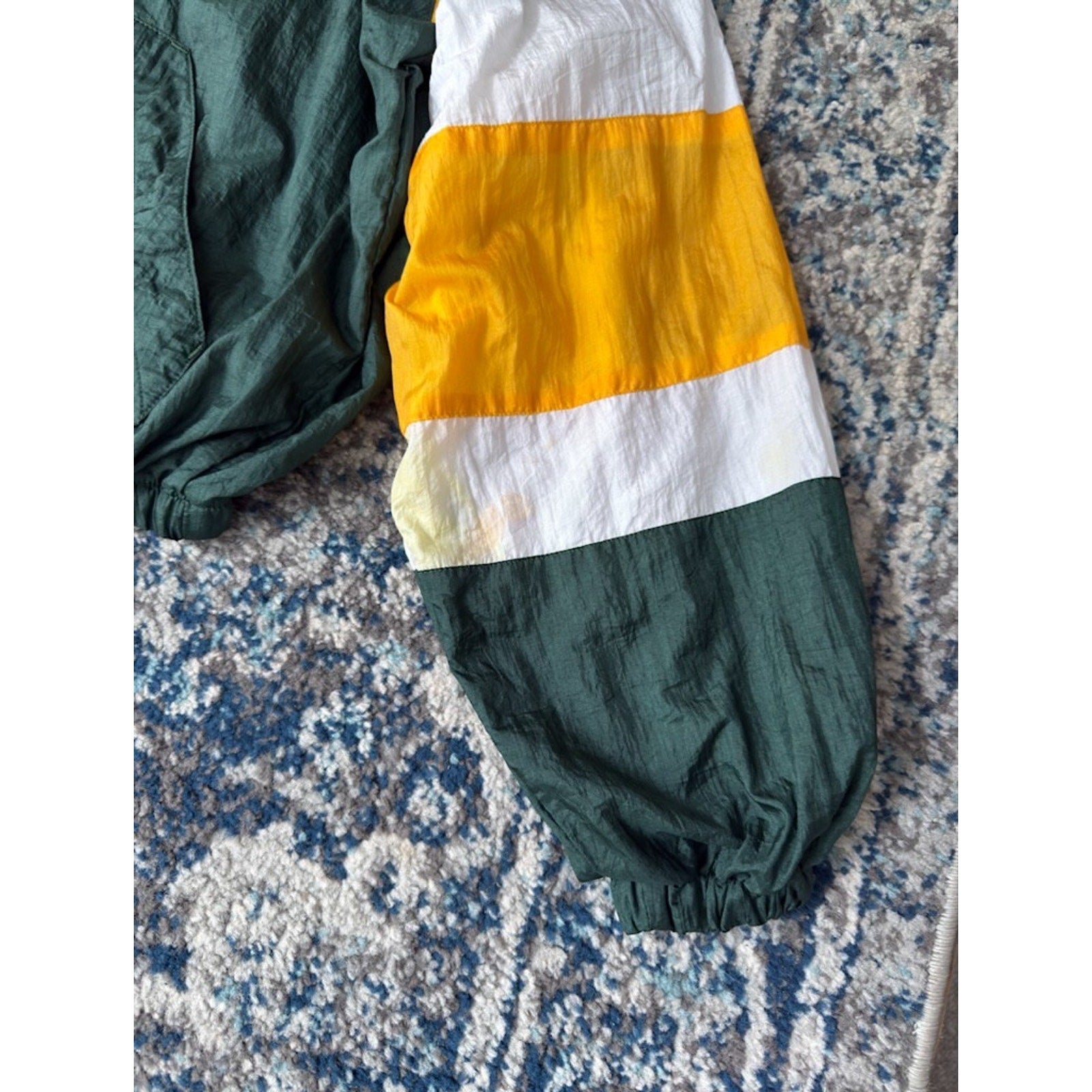 Vintage Green Bay Packers NFL Embroidered Spellout Windbreaker Jacket Size Large