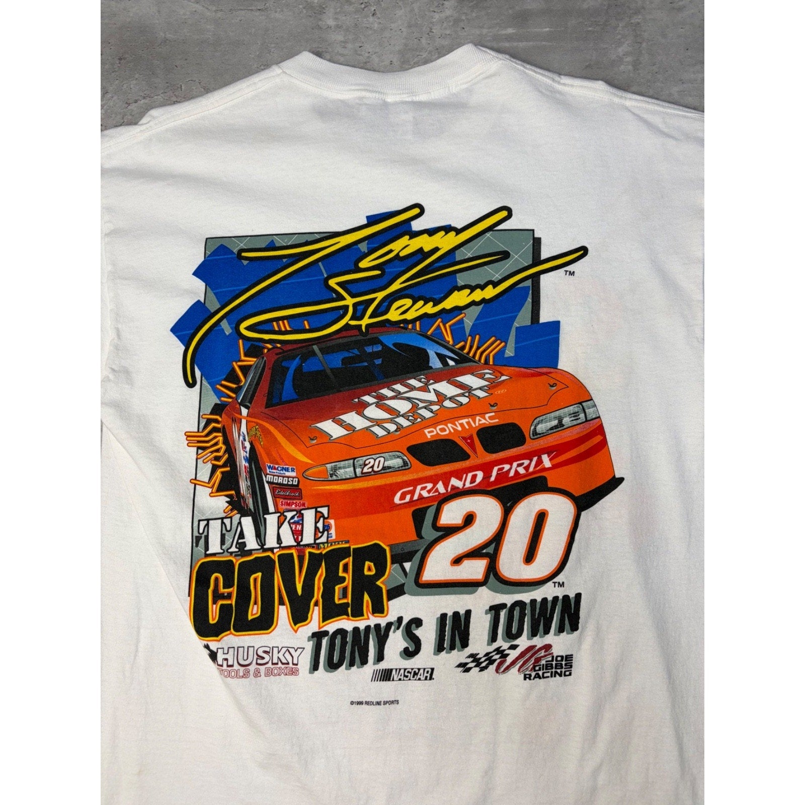 Vintage 1999 Tony Stewart #20 Nascar Hammer It Home Graphic T-Shirt Size Large