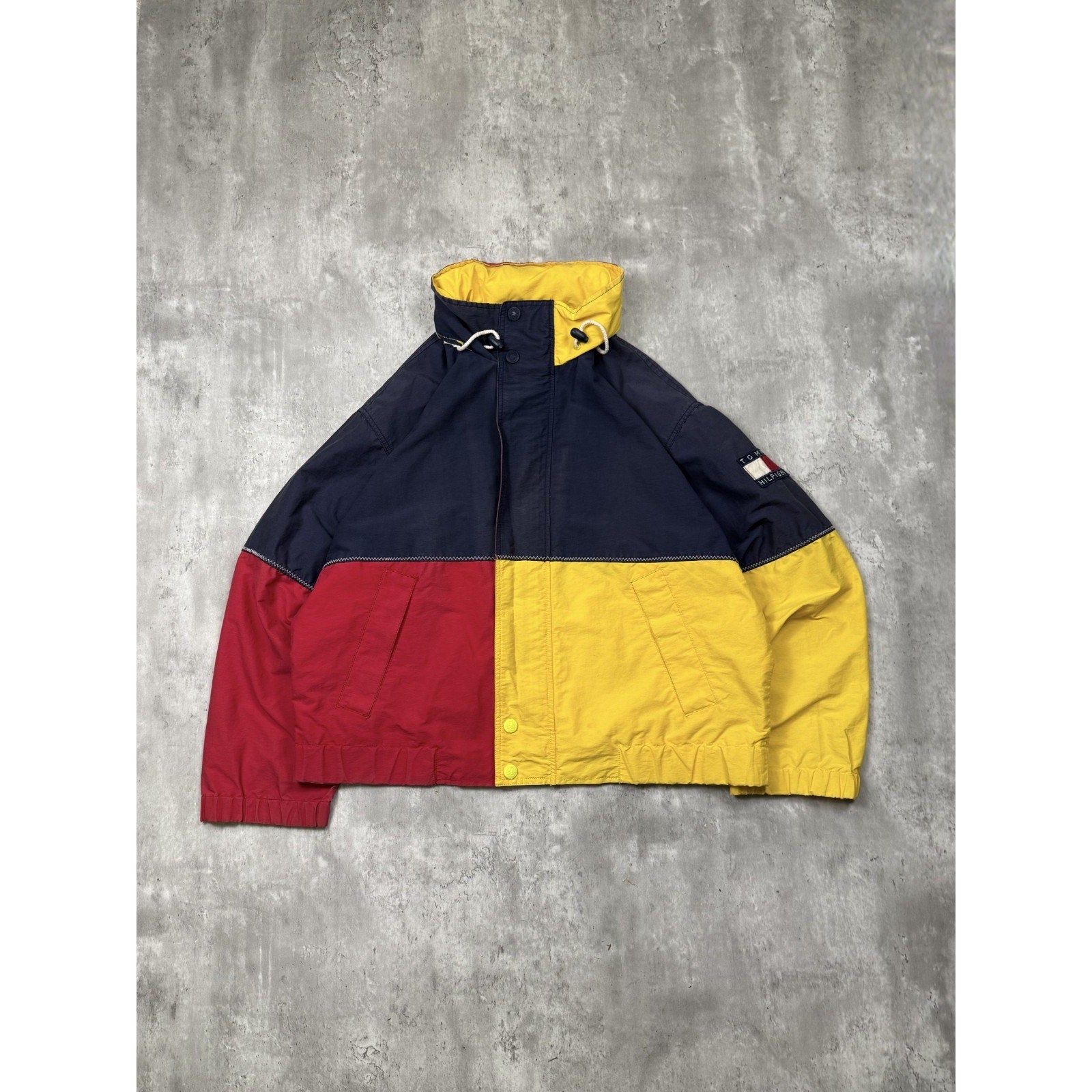 Vintage Tommy Hilfiger Embroidered Patch Tri-Color Full Zip Jacket Size Large