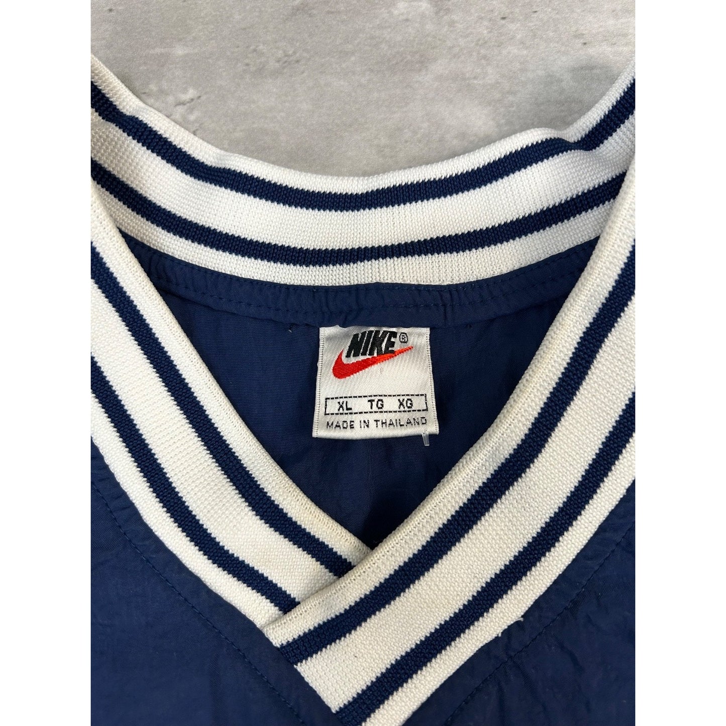 Vintage 90s Nike Embroidered Swoosh Nylon Pullover Windbreaker Jacket Size XL