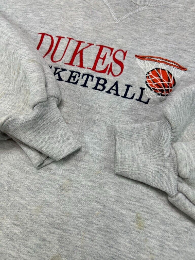 Vintage 90s Dukes Basketball Collegiate Embroidered Spellout Sweatshirt Size XL