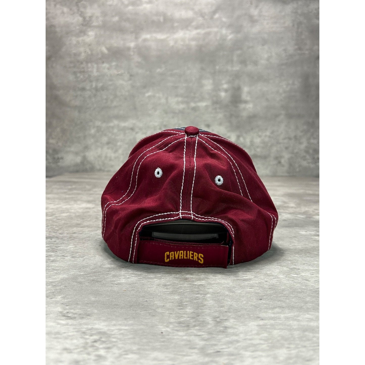 Vintage Cleveland Cavaliers NBA Embroidered Spellout Logo Strapback Hat OSFA