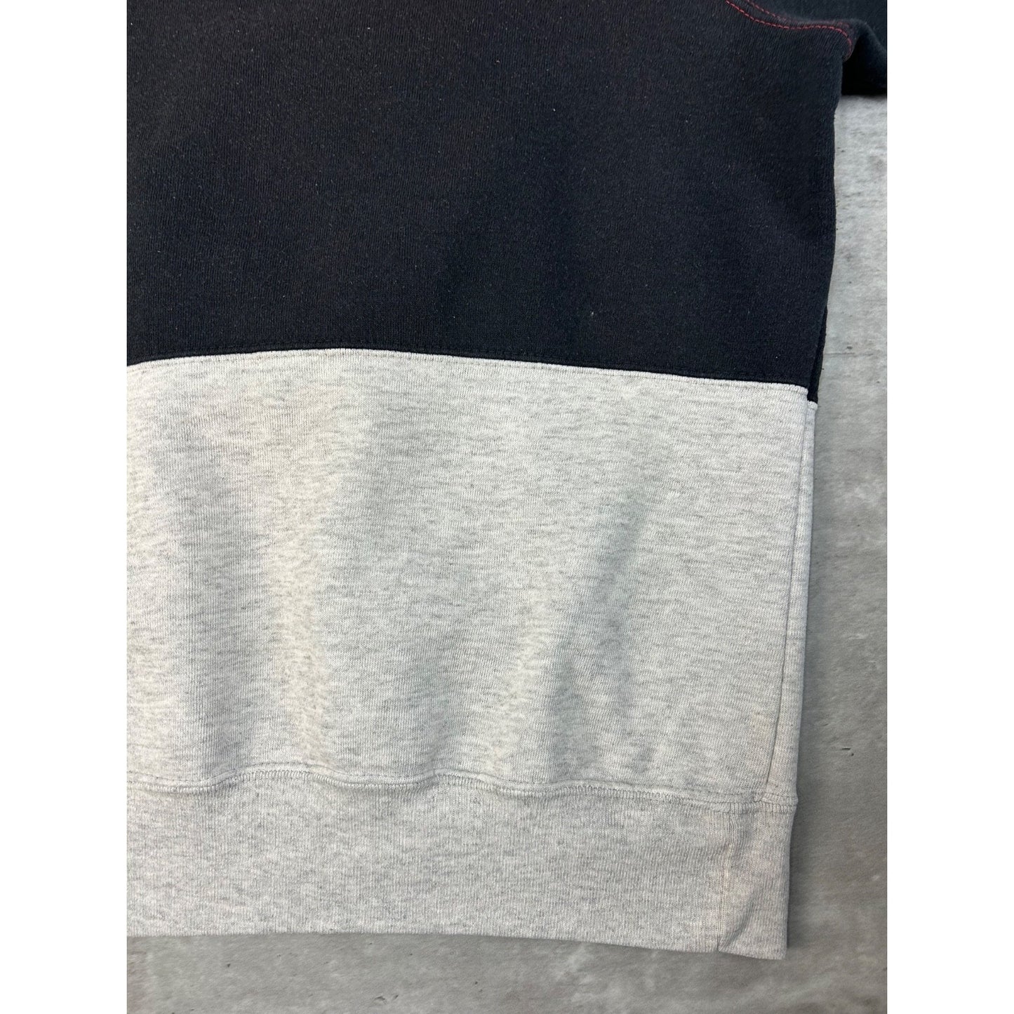 VTG 90s Chicago Bulls NBA Embroidered Spellout Short Sleeve Sweatshirt Sz Large